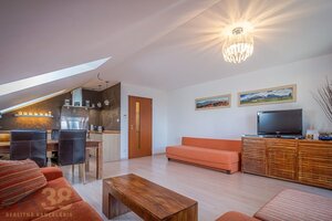 Znížená cena: priestranný apartmán s TOP polohou v Starom Smokovci — foto 11