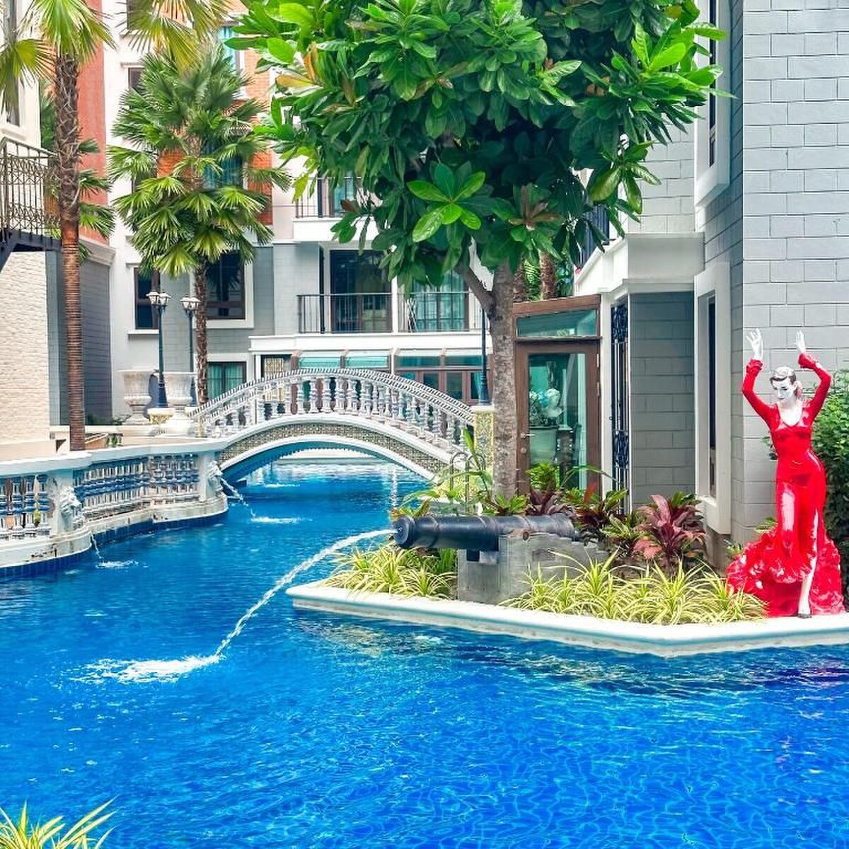 Priestranný 3-izbový apartmán v španielskom štýle | Pattaya, Thajsko — foto 16