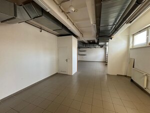 Prenájom kancelárskych priestorov v OD Prior v širšom centre Popradu — foto 6