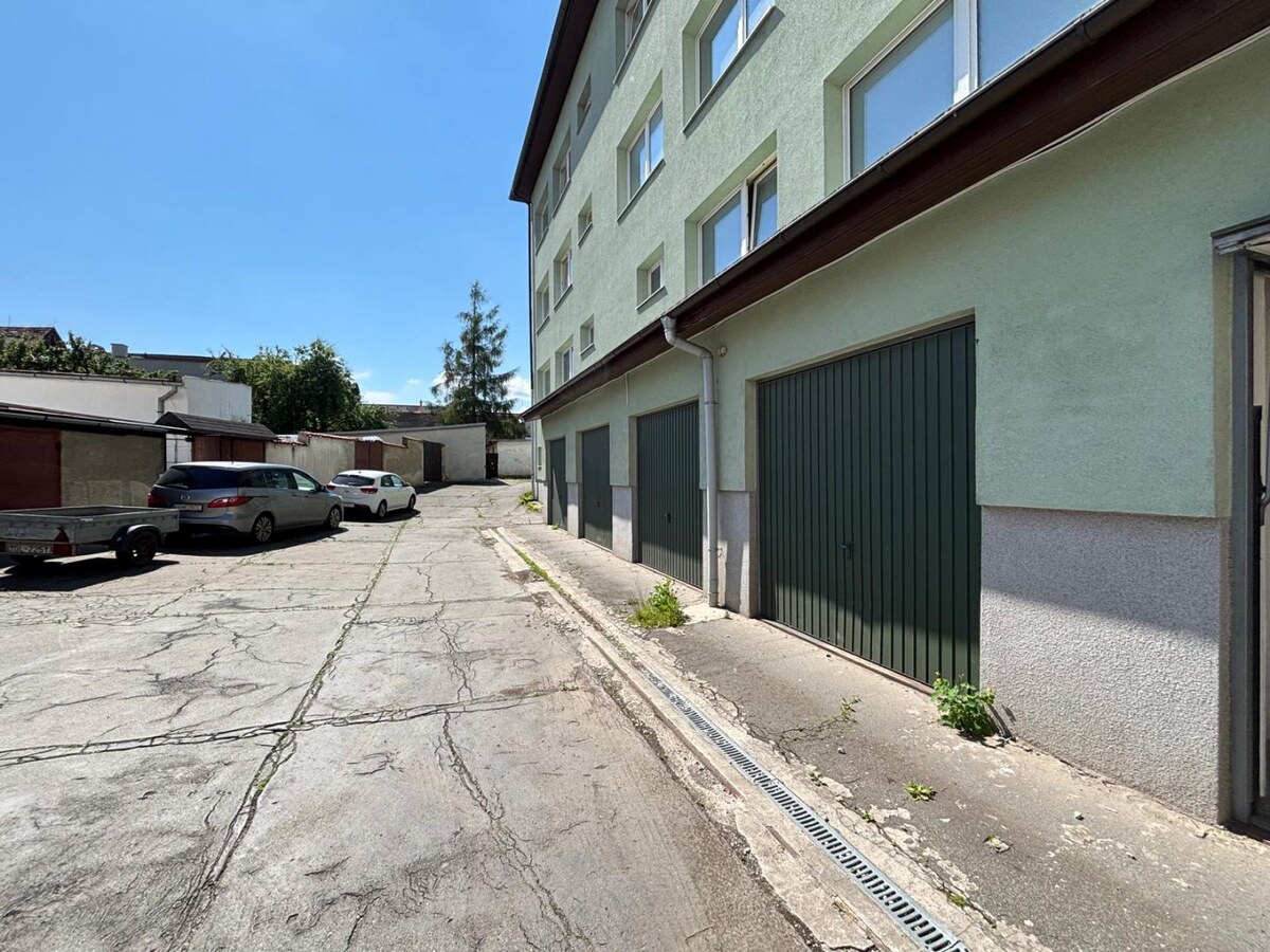 Prenájom kancelárskych priestorov/garáže v Kežmarku v centre — foto 16
