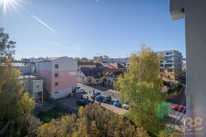 Priestranný 4-izbový byt v skvelej lokalite priamo v centre mesta — foto 11