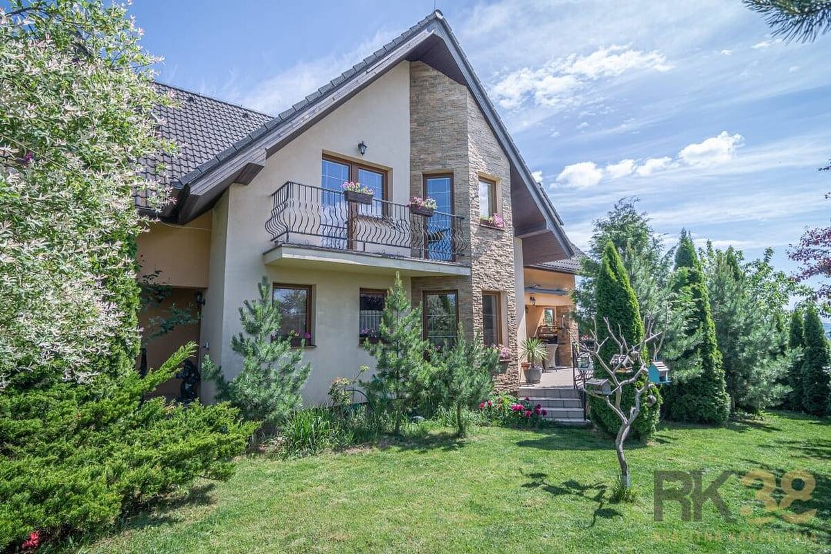 Rodinný dom v podtatranskej obci Stará Lesná — foto 4