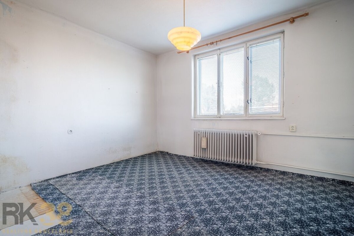 Rodinný dom v Mlynici so slnečným pozemkom a výborným potenciálom — foto 14