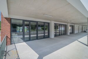 Na predaj–priestranné obchodné priestory v projekte Baťove rezidencie — foto 2