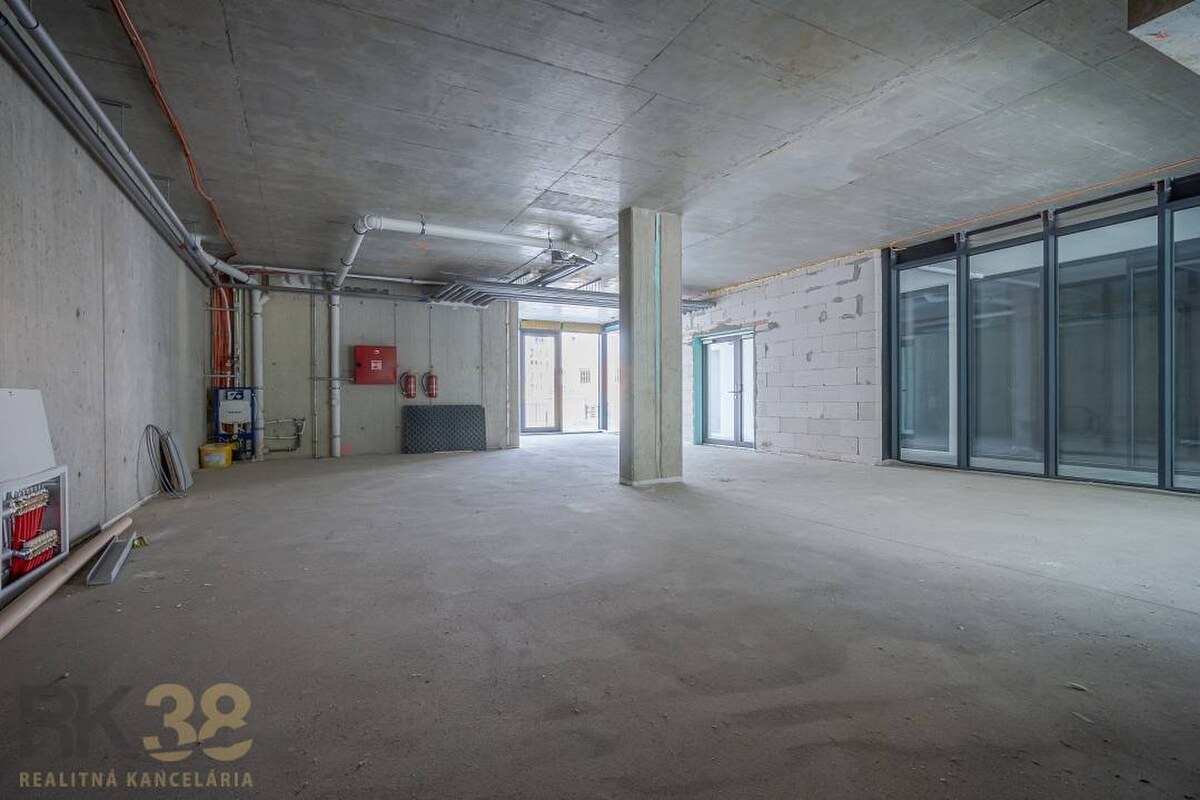 Na predaj – obchodné priestory v projekte Baťove rezidencie, Svit — foto 2