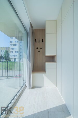 Na prenájom kompletne zariadený 4-izbový apartmán s dvomi terasami — foto 13