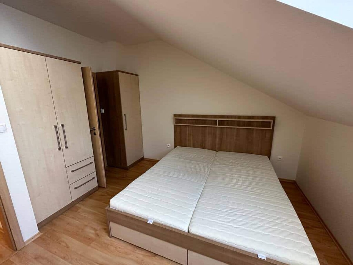 Na prenájom rodinný dom s krásnym výhľadom v Tatranskej Štrbe — foto 9