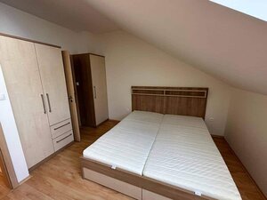 Na prenájom rodinný dom s krásnym výhľadom v Tatranskej Štrbe — foto 9