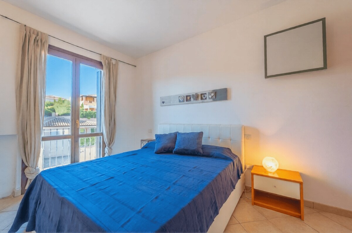 Dvojpodlažný 4-izbový apartmán len pár minút od pláží, Sardínia — foto 8