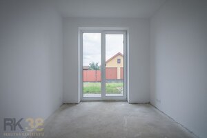 4-izbový byt s garážou, terasou a vlastnou záhradou, Stará Lesná — foto 8