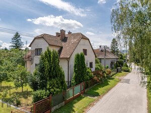 Rodinné bývanie s veľkým pozemkom a potenciálom ďalšej výstavby — foto 2