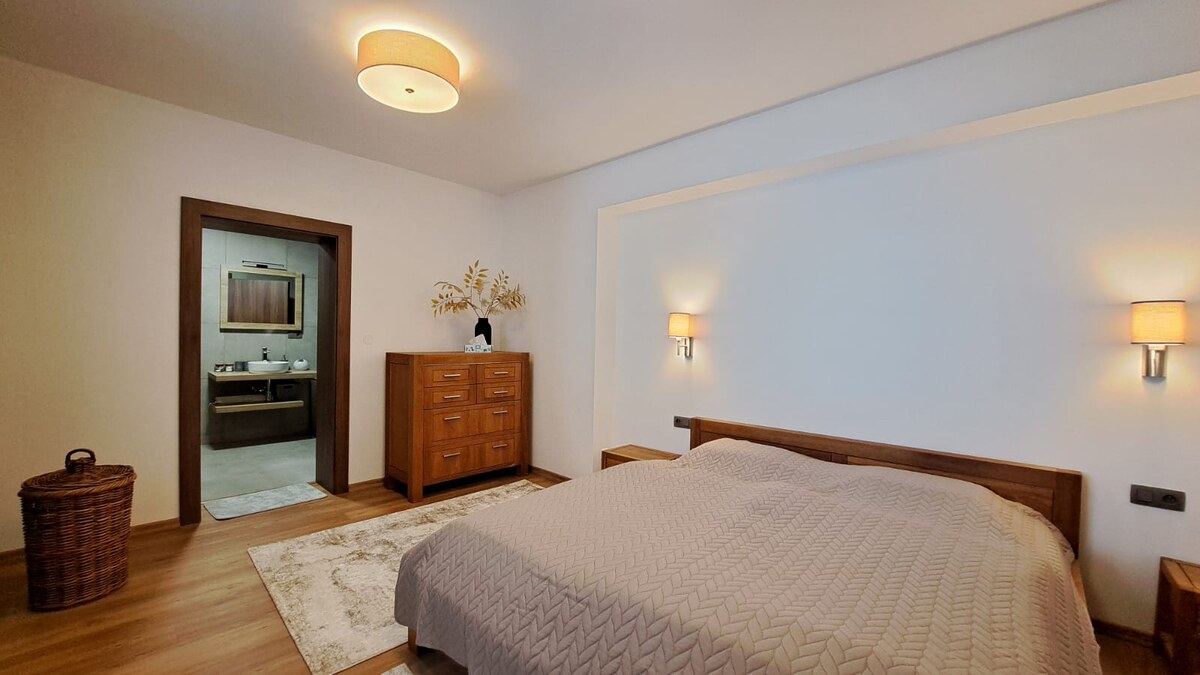Lukratívny a priestranný 2-izbový apartmán v Mlynici na prenájom — foto 8