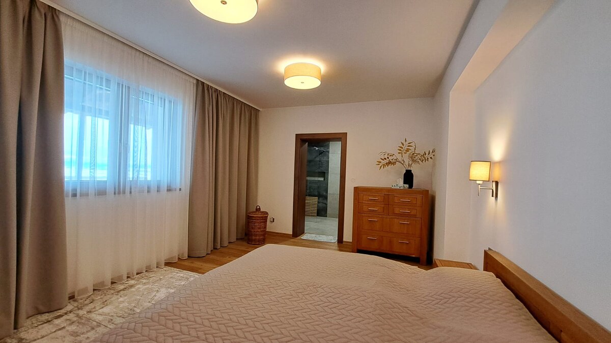 Lukratívny a priestranný 2-izbový apartmán v Mlynici na prenájom — foto 9