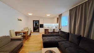 Lukratívny a priestranný 2-izbový apartmán v Mlynici na prenájom — foto 1