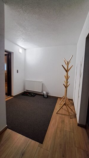 Lukratívny a priestranný 2-izbový apartmán v Mlynici na prenájom — foto 12