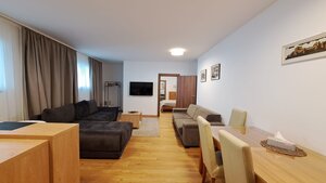 Lukratívny a priestranný 2-izbový apartmán v Mlynici na prenájom — foto 6