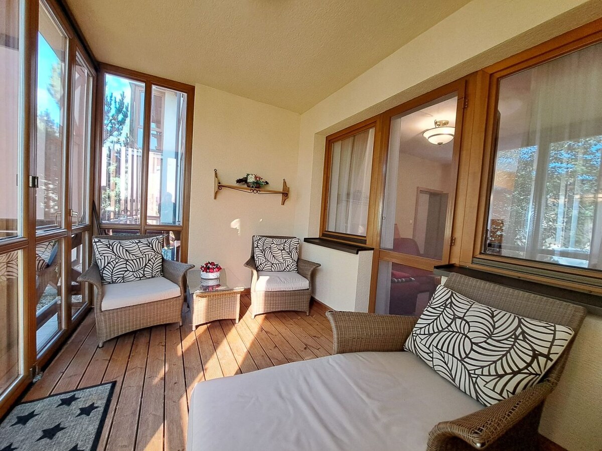 Priestranný apartmán v Starej Lesnej na prenájom — foto 14