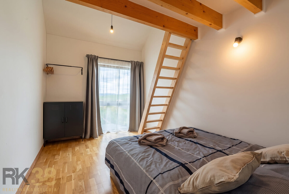 Moderná 4-izbová nehnuteľnosť pod Tatrami s terasou a dvorom — foto 11