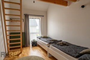 Moderná 4-izbová nehnuteľnosť pod Tatrami s terasou a dvorom — foto 8