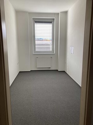 Prenájom kancelárie na námestí v Poprade — foto 5