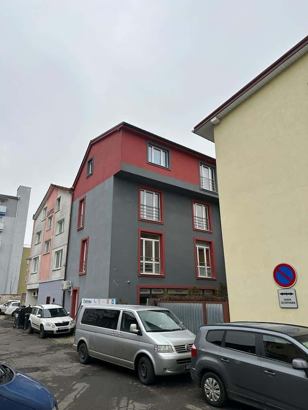 Ponuka administratívnych priestorov na Námestí v Poprade — foto 2