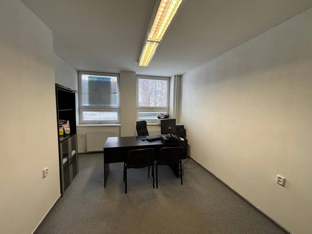 Prenájom kancelárskych priestorov v Poprade v centre — foto 20