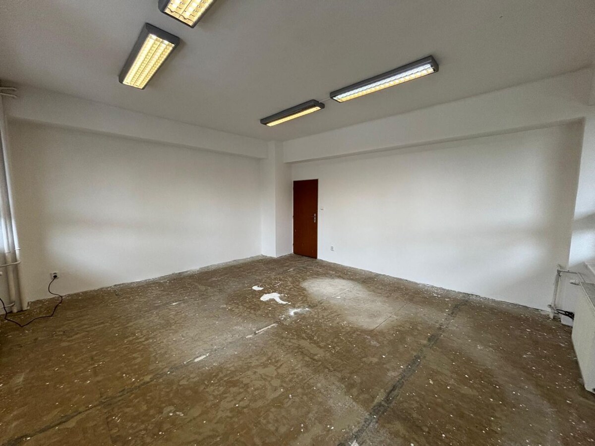 Prenájom kancelárskych priestorov v Poprade v centre — foto 5