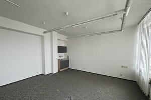 Prenájom kancelárskych priestorov v Poprade v centre — foto 12