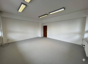 Prenájom kancelárskych priestorov v Poprade v centre — foto 17