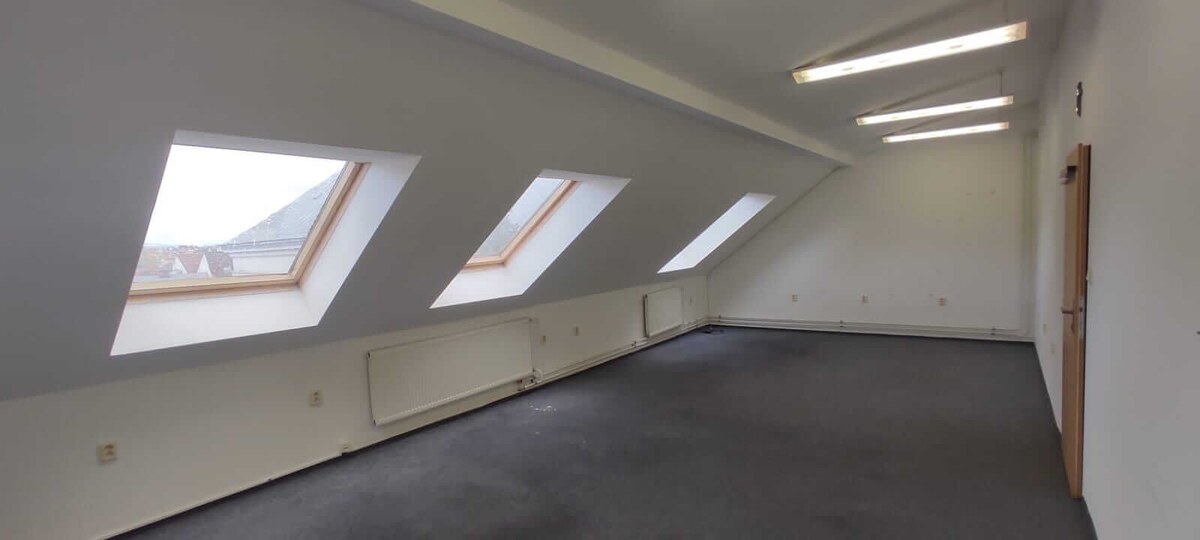 Prenajmem kancelárie v centre pešej zóny v Poprade — foto 9