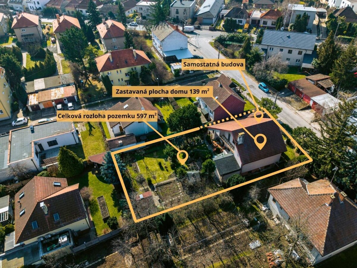 Nadštandardný rodinný dom v centre Bernolákova — foto 6