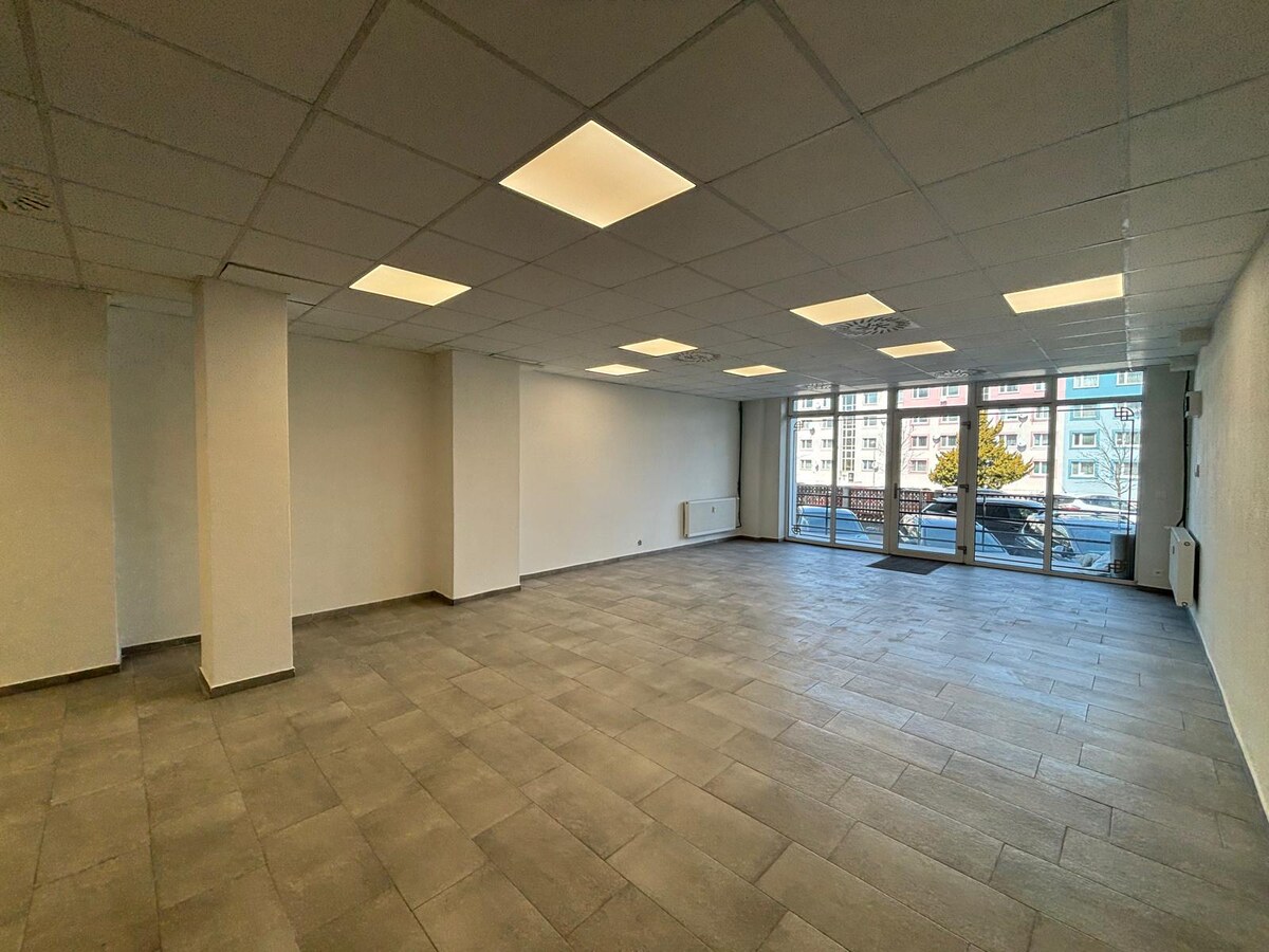 PRENÁJOM – Zrekonštruované obchodné/administratívne priestory — foto 2