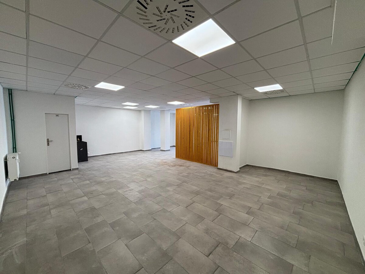 PRENÁJOM – Zrekonštruované obchodné/administratívne priestory — foto 4