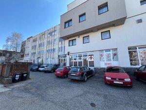 PRENÁJOM – Zrekonštruované obchodné/administratívne priestory — foto 6