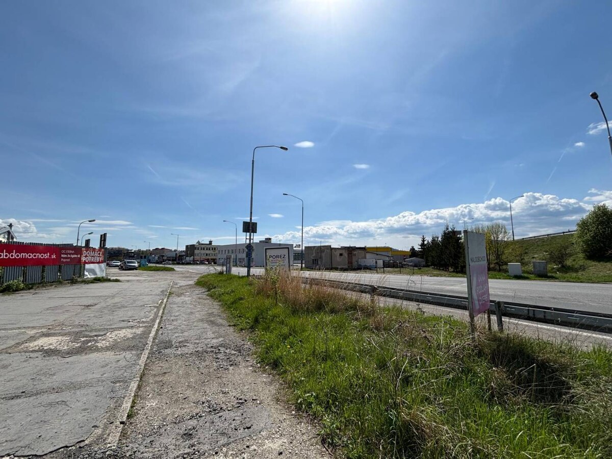 Prémiový priestor pre vašu kliniku alebo sídlo firmy v Poprade — foto 3