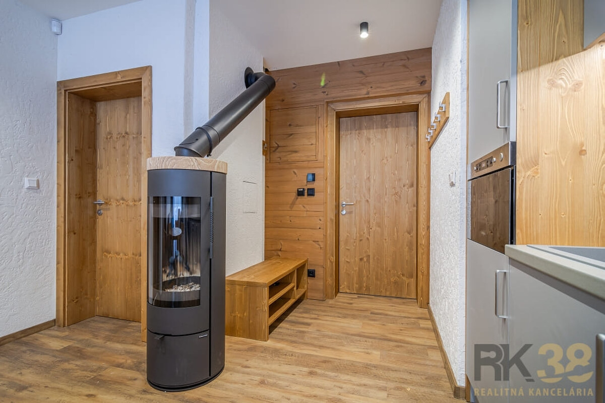 Investičný apartmán s terasou priamo pri lanovke v Jasnej — foto 6