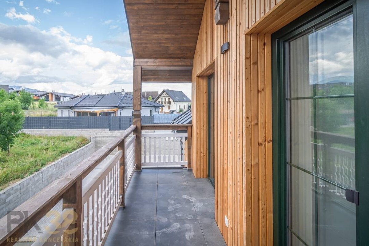 Priestranný 2-izbový byt s krásnym výhľadom na Vysoké Tatry — foto 13