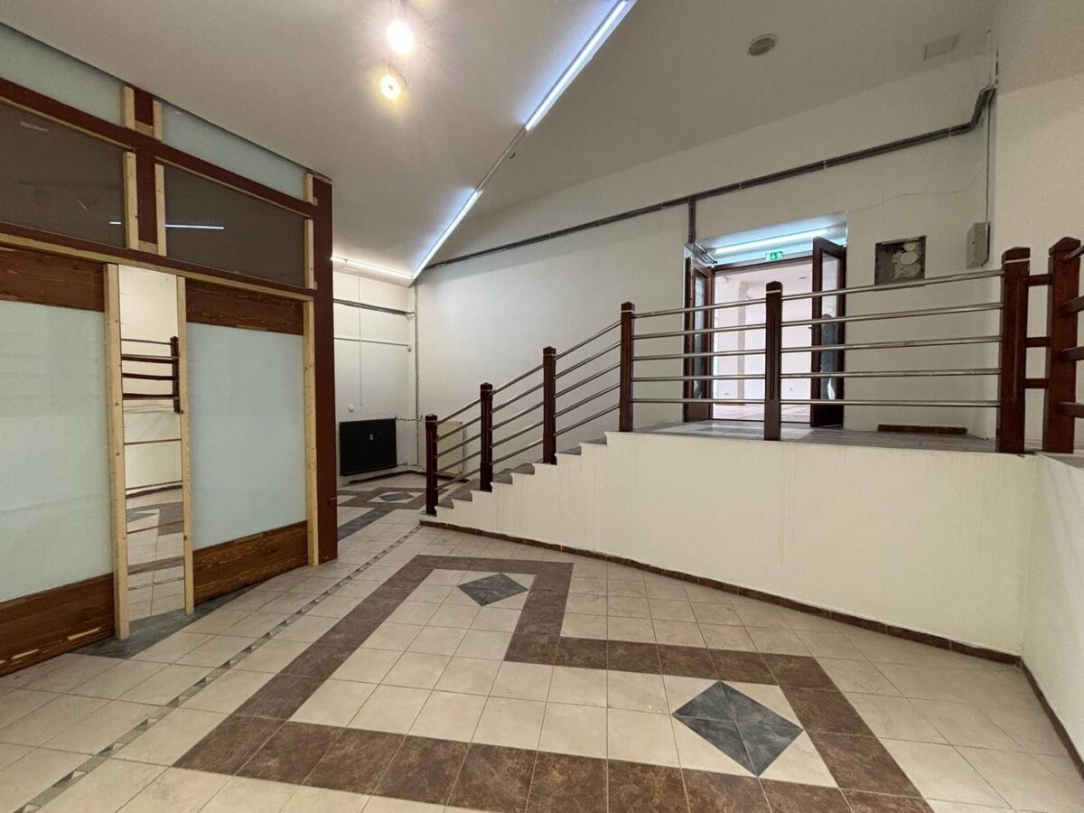 Ponúkame na prenájom obchodný priestor v centre Poprade — foto 10