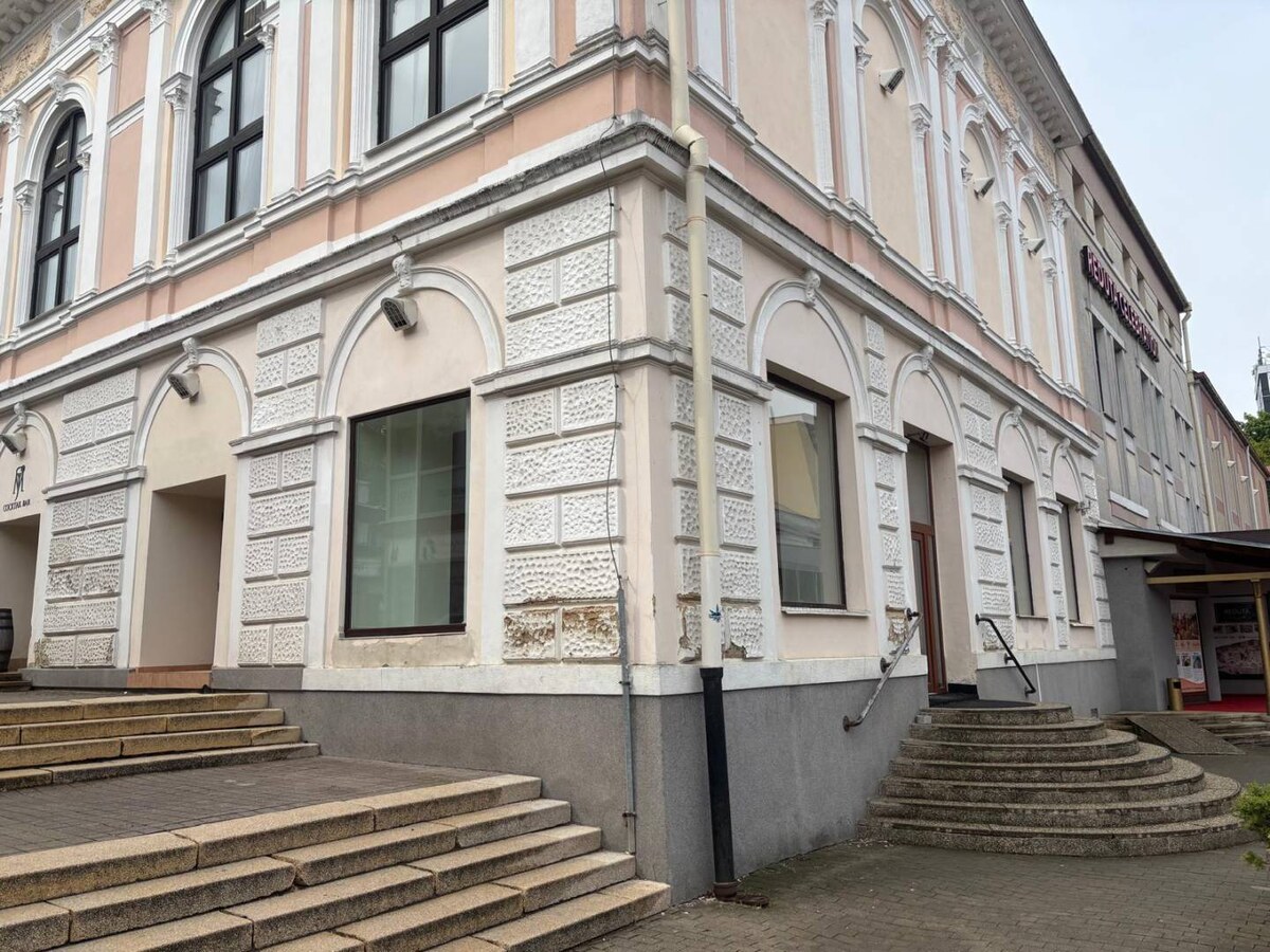 Ponúkame na prenájom obchodný priestor v centre Poprade — foto 13
