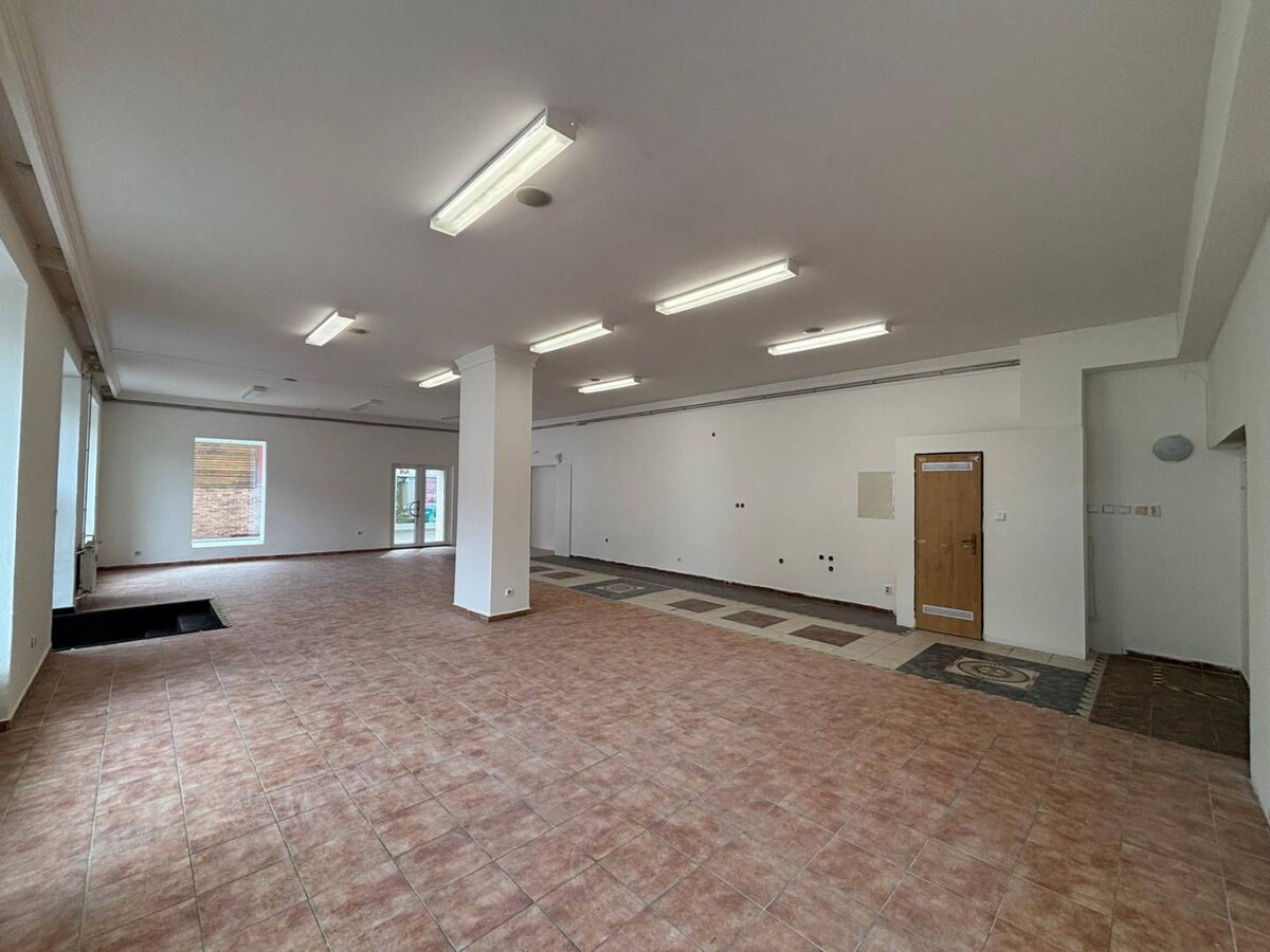 Ponúkame na prenájom obchodný priestor v centre Poprade — foto 2