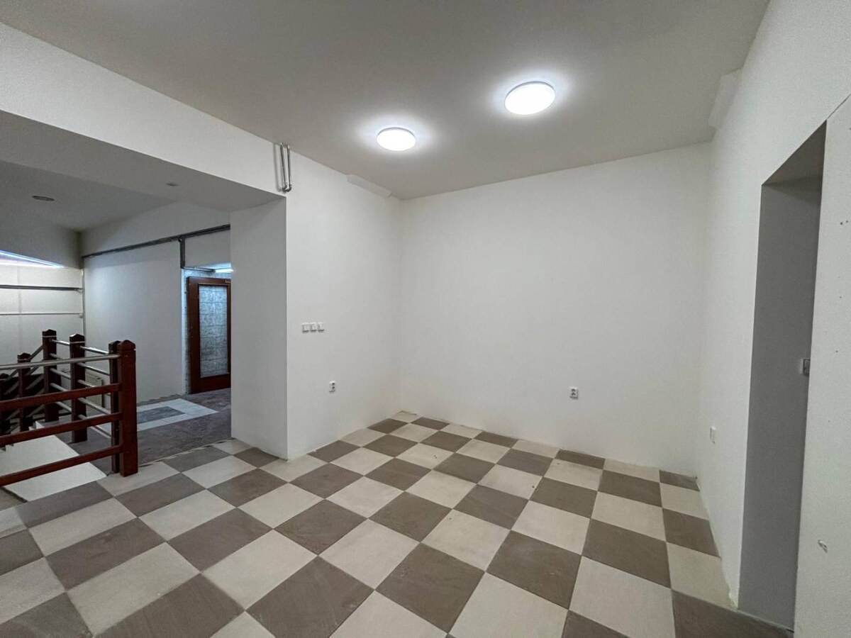 Ponúkame na prenájom obchodný priestor v centre Poprade — foto 8