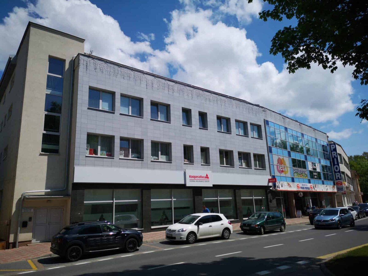 Prenájom obchodného priestoru v OD Prior v širšom centre Popradu — foto 13