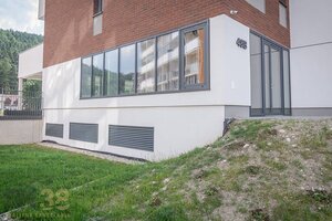 Exkluzívne – Na prenájom obchodné priestory vo Svite, Baťove rezidenci — foto 5
