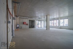 Exkluzívne – Na prenájom obchodné priestory vo Svite, Baťove rezidenci — foto 8
