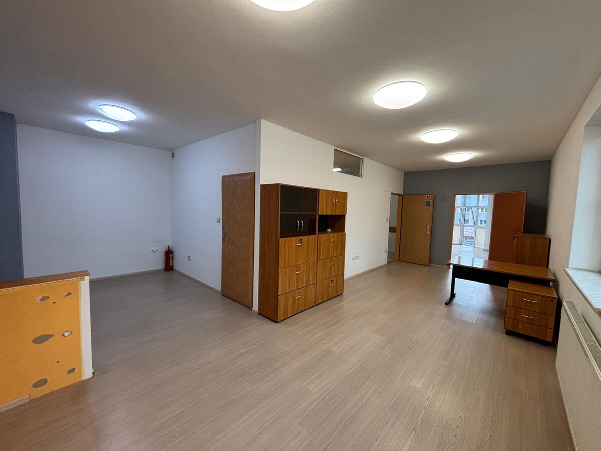 Na prenájom viacúčelové priestory v centre mesta Poprad — foto 13