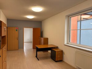 Na prenájom viacúčelové priestory v centre mesta Poprad — foto 10