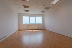 Prenájom reprezentatívnych kancelárskych priestorov v Poprade v prípad — foto 5
