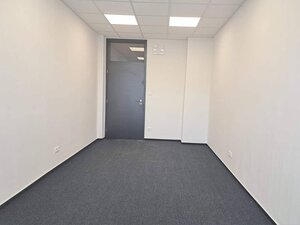 Prenájom reprezentatívnych kancelárskych priestorov v Poprade — foto 16