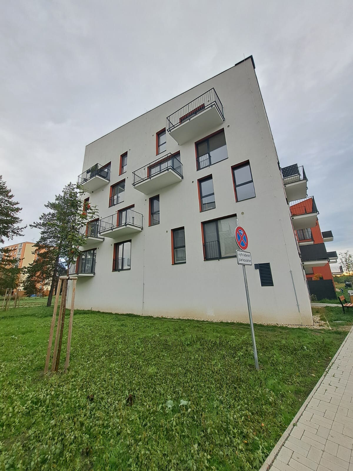 Moderný byt v novostavbe vo Svite na prenájom — foto 15