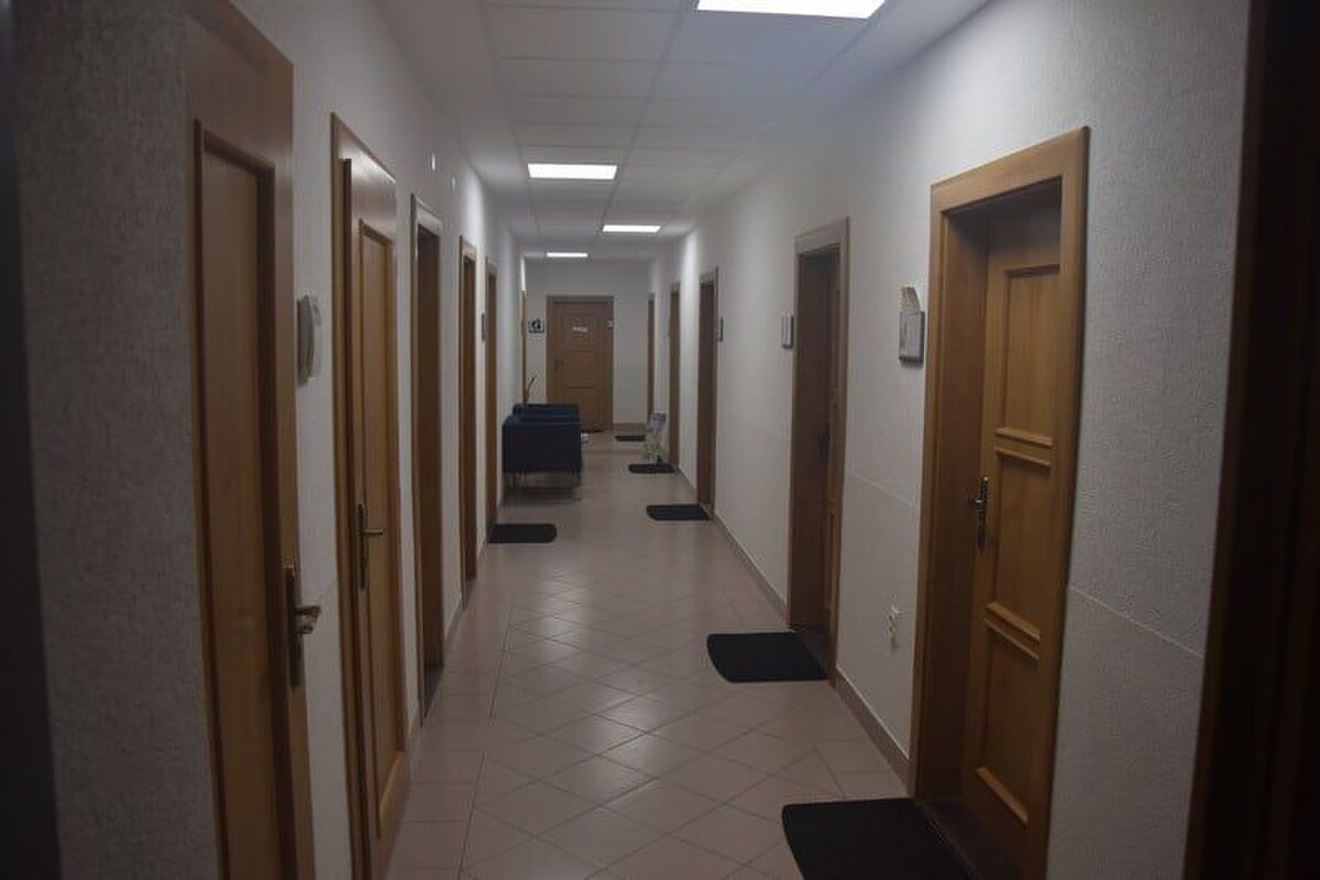 Prenajmem kancelárske priestory v centre mesta Poprad na námestí — foto 4